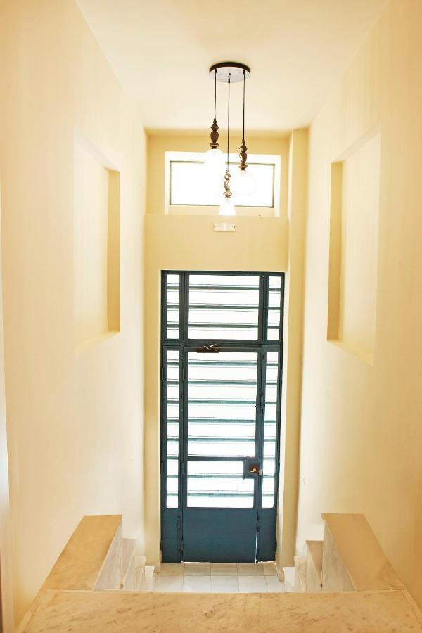 Lovely 1St Fl. Apt, With Balcony In Pagrati Athen Exterior foto
